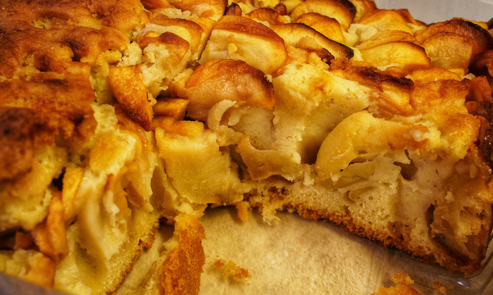 Biskvitinio obuoliu pyrago receptas