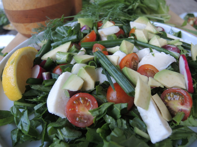 rukolos salotos su maskarponės sūriu 