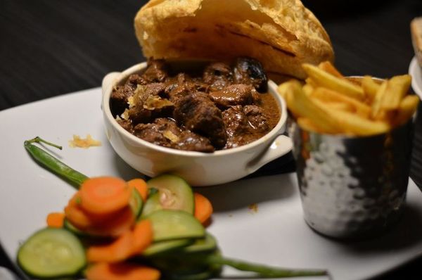 jautiena burgundiskai 