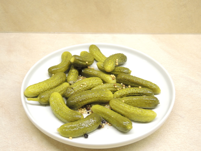 Bulgariškai_marinuoti_agurkai