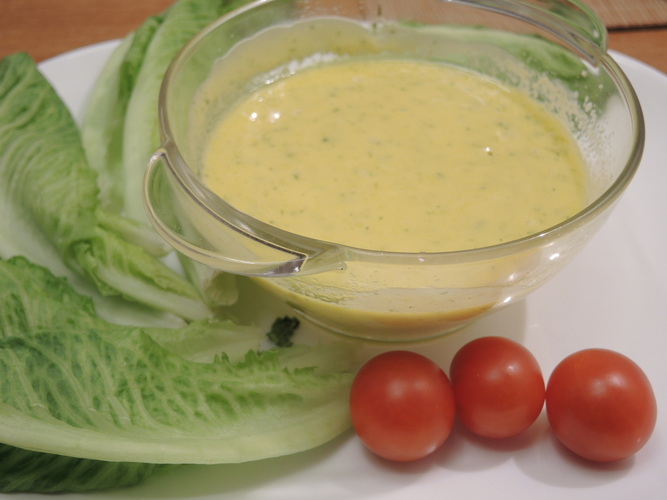 Sviesto ir acto padazas prie vistienos